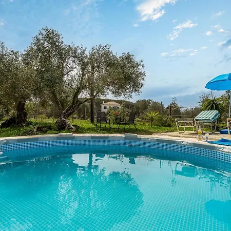 Anta Villa *